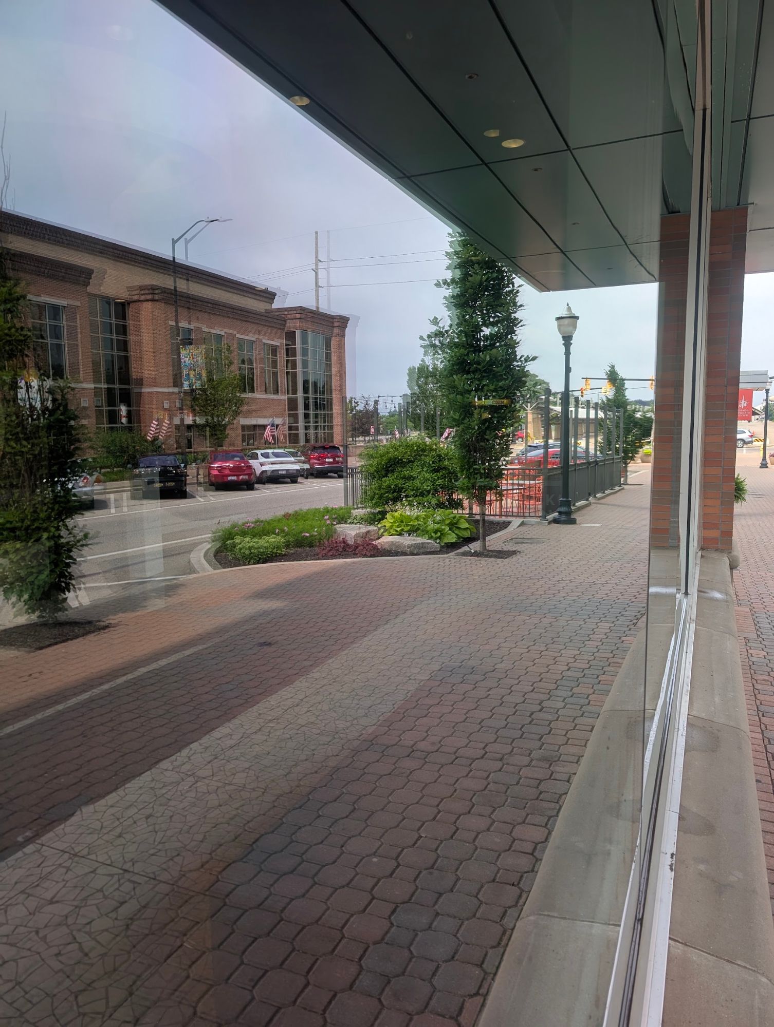 Clean storefront walkway and windows
